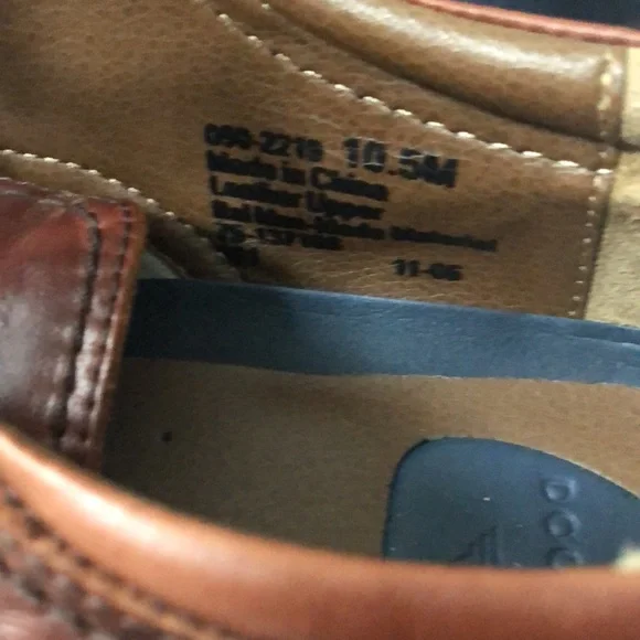 Dockers Brown Leather Cap Toe Shoes - Mens US Size 10.5 - Picture 13 of 14